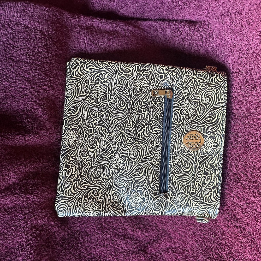 Floral Black and White Clutch NEW
